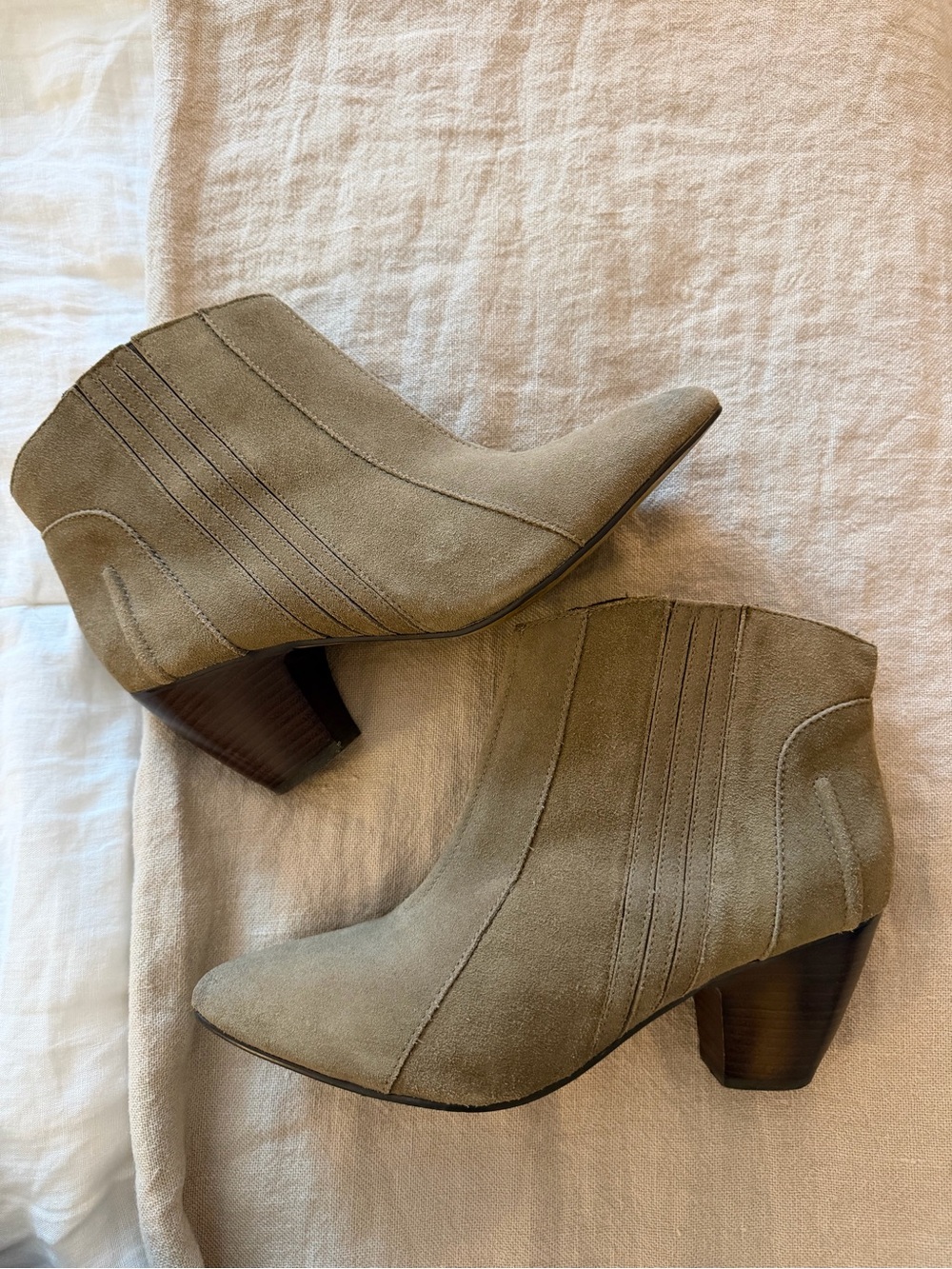 Joe’s Jeans — Western Booties